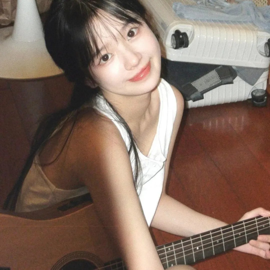 村主任和他的女友